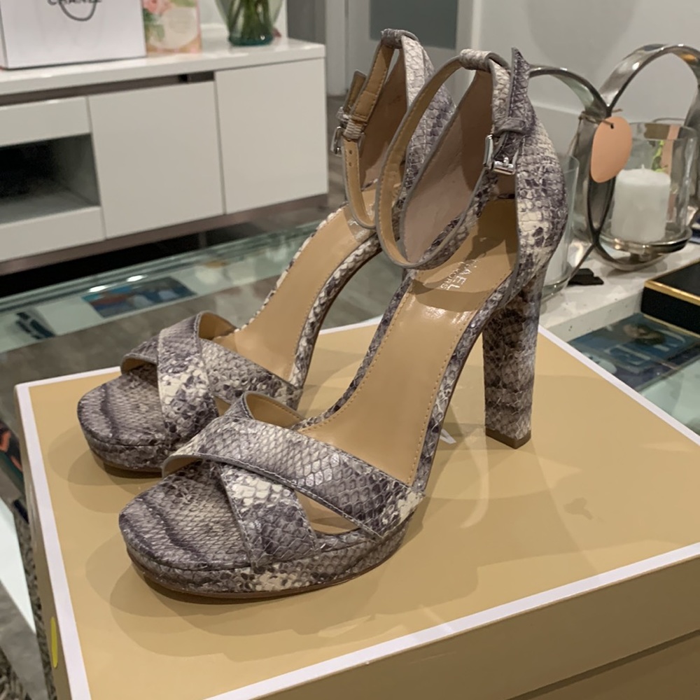 Michael kors Divia Ankle Strap Embossed Leather